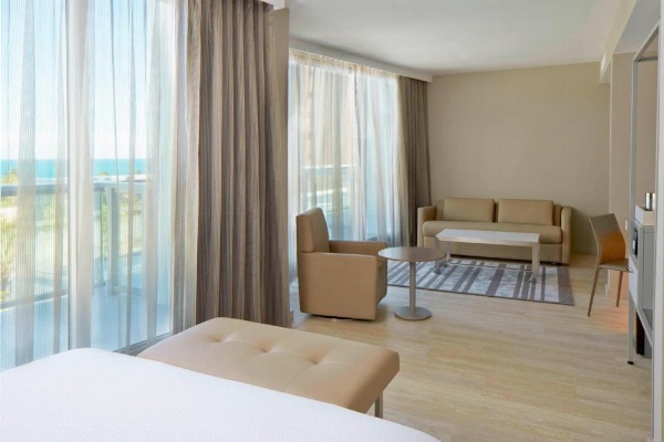 AC Hotel by Marriott Miami Beach image 15