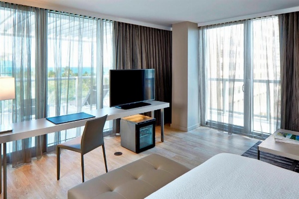 AC Hotel by Marriott Miami Beach image 18